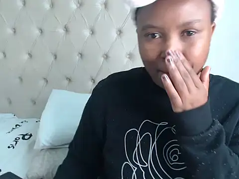 Lolly Ramochele online show from December 14, 2025, 12:10 pm