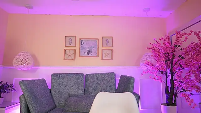 JadeSummerr online show from September 20, 2025, 11:55 am