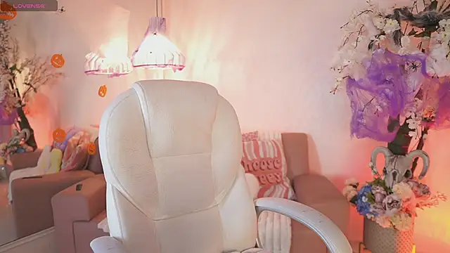 JadeSummerr online show from October 18, 2025, 11:44 am