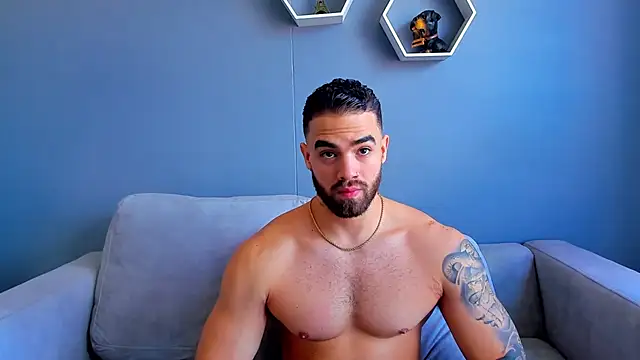 Paul Phoenix online show from October 7, 2025, 7:55 pm