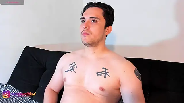 jasonxd9898 online show from March 11, 2026, 3:40 pm