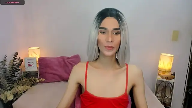 tsmokemachine online show from October 29, 2025, 5:47 pm