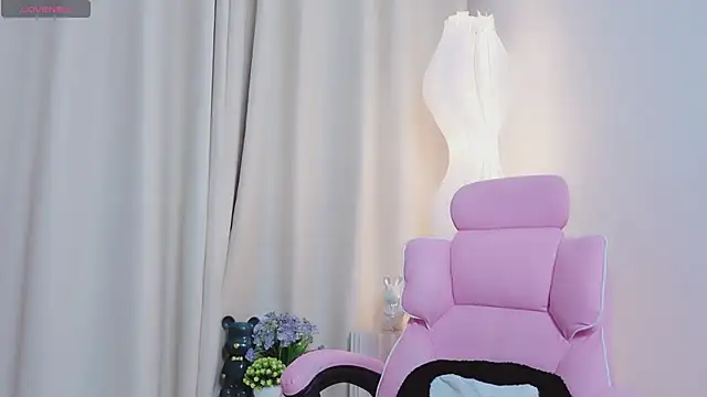 Miu-999 online show from April 10, 2026, 2:06 am