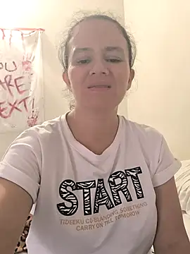 Snapshot of Stelleknoxxx chatting on October 28, 2025, 9:28 pm Stelleknoxxx online show from October 28, 2025, 9:28 pm