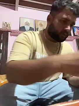 amitsharma7868 online show from February 2, 2026, 2:49 pm