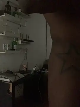 Snapshot of envolvemteX chatting on February 23, 2026, 6:16 pm envolvemteX online show from February 23, 2026, 6:16 pm