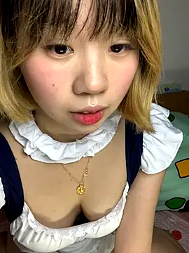 zhaomosheng125216 online show from December 3, 2025, 1:35 am