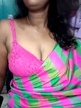 Snapshot of Tamil_kavinila chatting on September 18, 2025, 4:36 am Tamil kavinila online show from September 18, 2025, 4:36 am