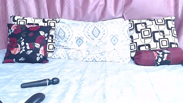 Snapshot of HoneyDripz_94 chatting on November 8, 2025, 1:11 pm HoneyDripz 94 online show from November 8, 2025, 1:11 pm