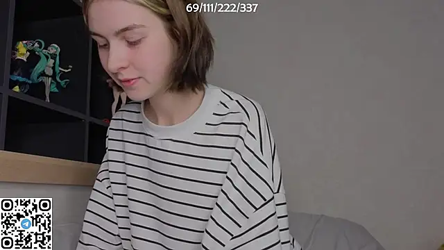 Snapshot of bertamimi chatting on October 8, 2025, 5:43 pm bertamimi online show from October 8, 2025, 5:43 pm