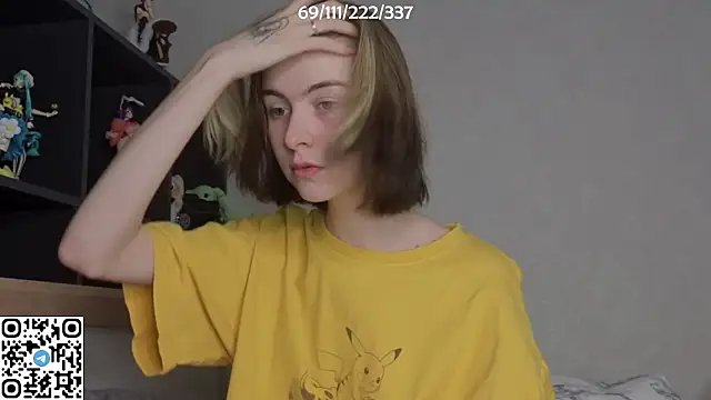 Snapshot of bertamimi chatting on October 31, 2025, 6:31 pm bertamimi online show from October 31, 2025, 6:31 pm