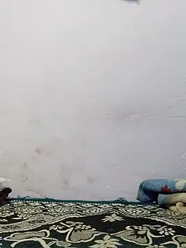 poojam93 online show from October 17, 2025, 1:35 pm