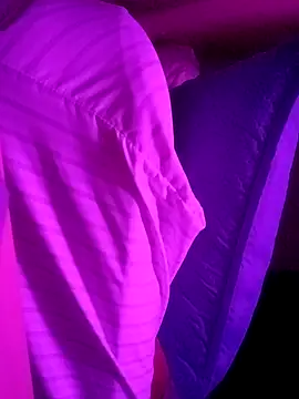 Snapshot of sarahkat86 chatting on September 18, 2025, 7:10 am sarahkat86 online show from September 18, 2025, 7:10 am