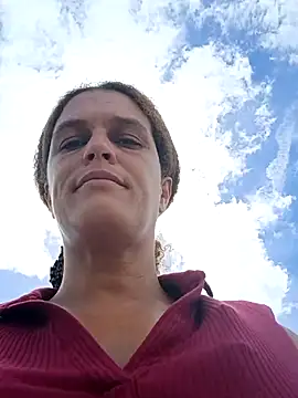 Snapshot of sarahkat86 chatting on September 23, 2025, 4:32 pm sarahkat86 online show from September 23, 2025, 4:32 pm