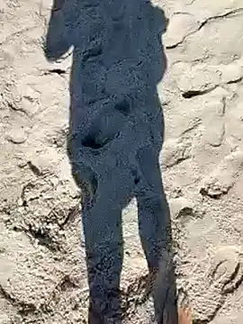 Snapshot of sarahkat86 chatting on September 25, 2025, 2:10 pm sarahkat86 online show from September 25, 2025, 2:10 pm