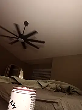 Snapshot of sarahkat86 chatting on October 11, 2025, 4:12 am sarahkat86 online show from October 11, 2025, 4:12 am