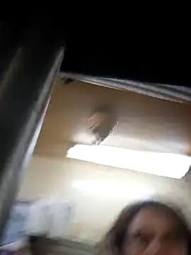 Snapshot of sarahkat86 chatting on October 12, 2025, 10:53 pm sarahkat86 online show from October 12, 2025, 10:53 pm