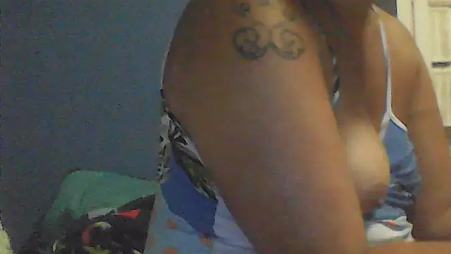 Snapshot of sarahkat86 chatting on October 29, 2025, 3:53 am sarahkat86 online show from October 29, 2025, 3:53 am