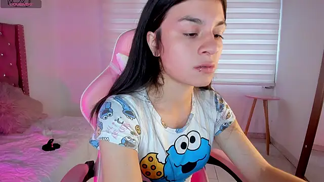 Jade rey  online show from October 3, 2025, 8:17 pm