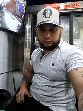 Catire10  online show from November 11, 2025, 2:28 pm