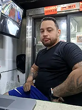 Catire10  online show from November 21, 2025, 2:05 pm