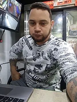 Catire10  online show from December 17, 2025, 1:39 pm