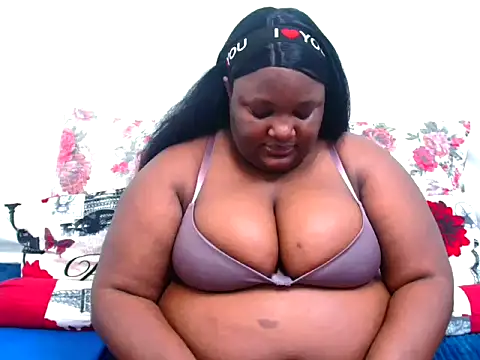 Snapshot of ChubbyBoobsxxx chatting on September 25, 2025, 5:55 am ChubbyBoobsxxx online show from September 25, 2025, 5:55 am