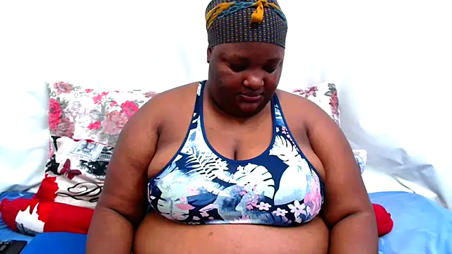 ChubbyBoobsxxx online show from November 20, 2025, 5:51 am