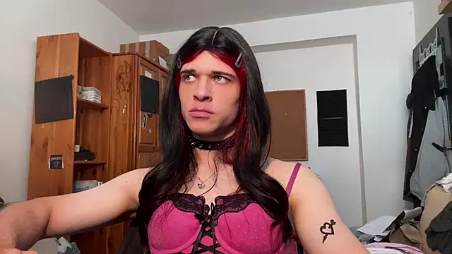 emilydee666 online show from October 17, 2025, 12:08 pm