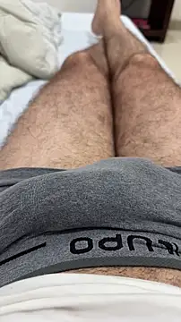 XUCRUTES42 online show from December 4, 2025, 12:42 am