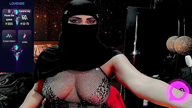 SultanaLayla online show from November 26, 2025, 7:59 pm