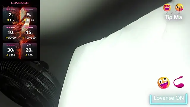 sweet  vanessa1 online show from September 25, 2025, 3:43 am