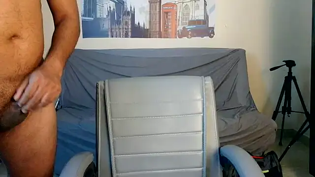 cococouple7 online show from April 16, 2026, 3:18 am