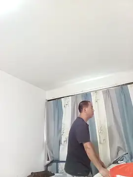 CWQ123 online show from September 27, 2025, 1:21 am