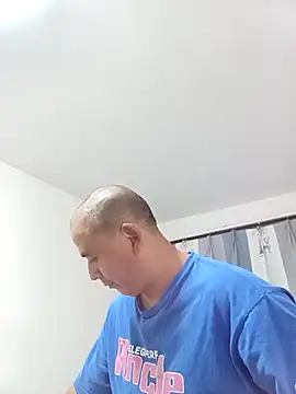 CWQ123 online show from October 8, 2025, 12:03 pm