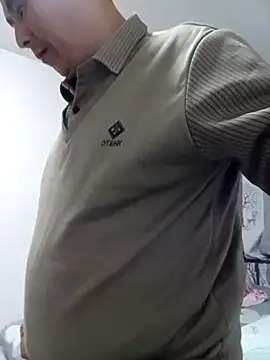 CWQ123 online show from October 19, 2025, 2:29 pm