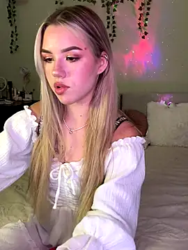 NastyaKiss1 online show from September 18, 2025, 5:04 pm