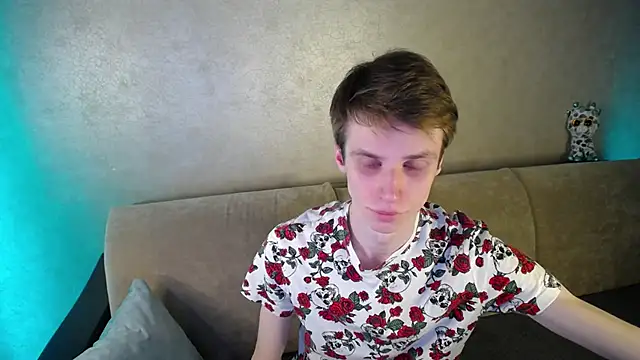 Snapshot of yes_cute_boy_ chatting on March 9, 2026, 9:30 pm yes cute boy online show from March 9, 2026, 9:30 pm