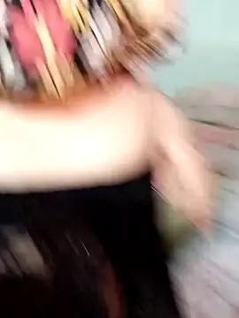 Spa-LinhLinh online show from November 3, 2025, 6:53 pm