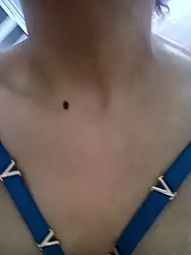 LINA-DALOUA online show from January 13, 2026, 6:13 pm