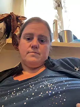 Snapshot of vaccabbw chatting on November 8, 2025, 2:28 pm vaccabbw online show from November 8, 2025, 2:28 pm