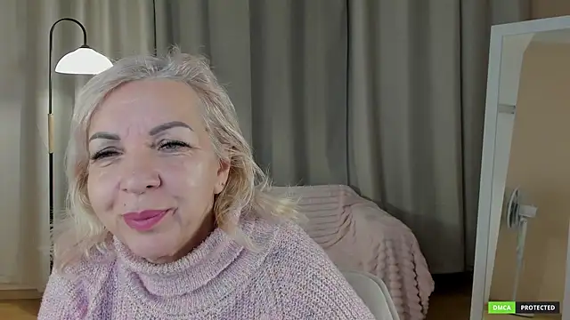 LiliaMoons online show from December 2, 2025, 10:20 am