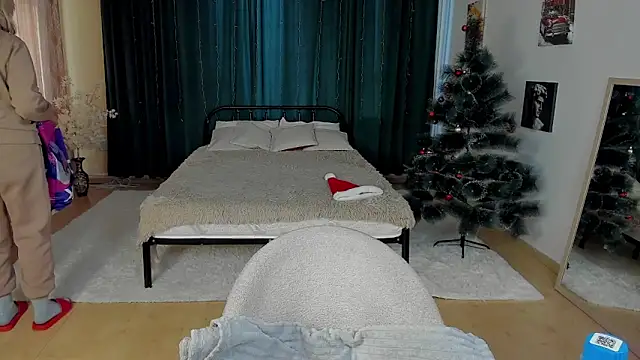 LiliaMoons online show from January 8, 2026, 7:43 am