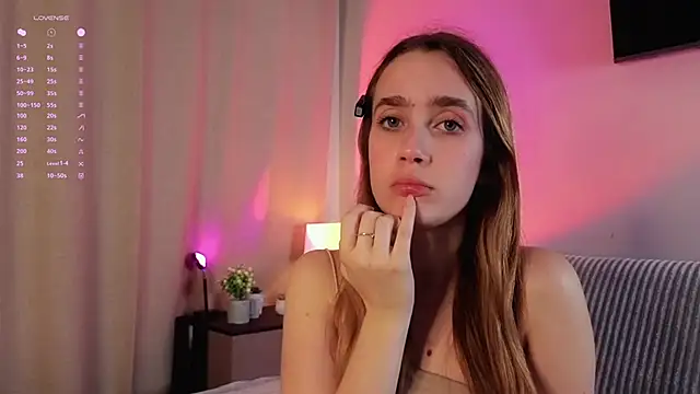 EarleneBrayton online show from September 29, 2025, 1:11 am