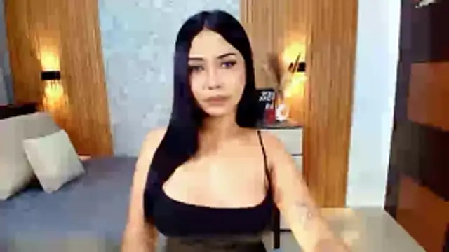 Snapshot of MiaFuckingWill chatting on October 19, 2025, 11:55 am MiaFuckingWill online show from October 19, 2025, 11:55 am