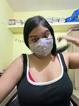 Snapshot of BigBreasted chatting on February 11, 2026, 6:24 pm BigBreasted online show from February 11, 2026, 6:24 pm