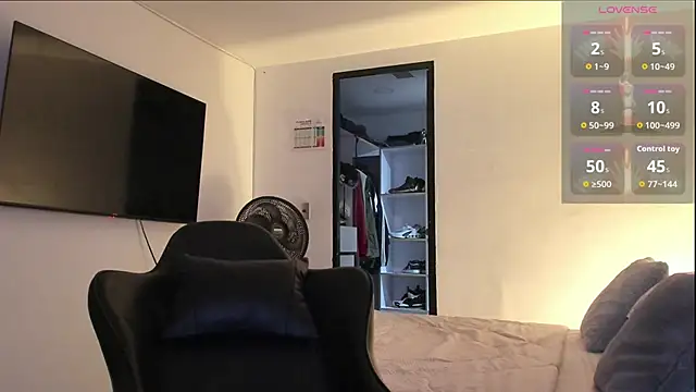 Snapshot of RJBarto chatting on February 15, 2026, 12:03 pm RJBarto online show from February 15, 2026, 12:03 pm