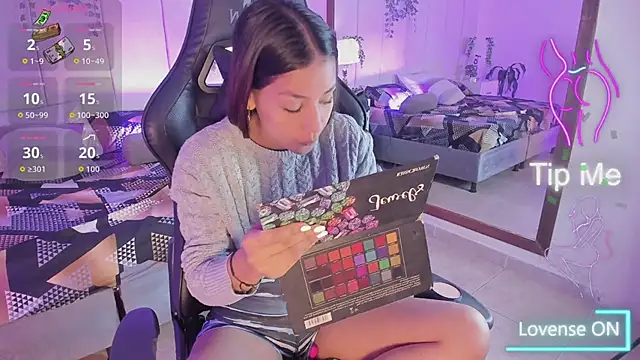 mia rousse25 online show from March 21, 2026, 3:48 pm