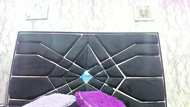 LITTLESUSSYY  online show from September 23, 2025, 11:46 am