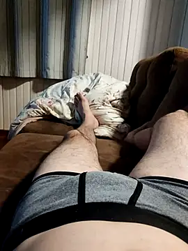 Gustavo198045 online show from December 19, 2025, 3:46 am